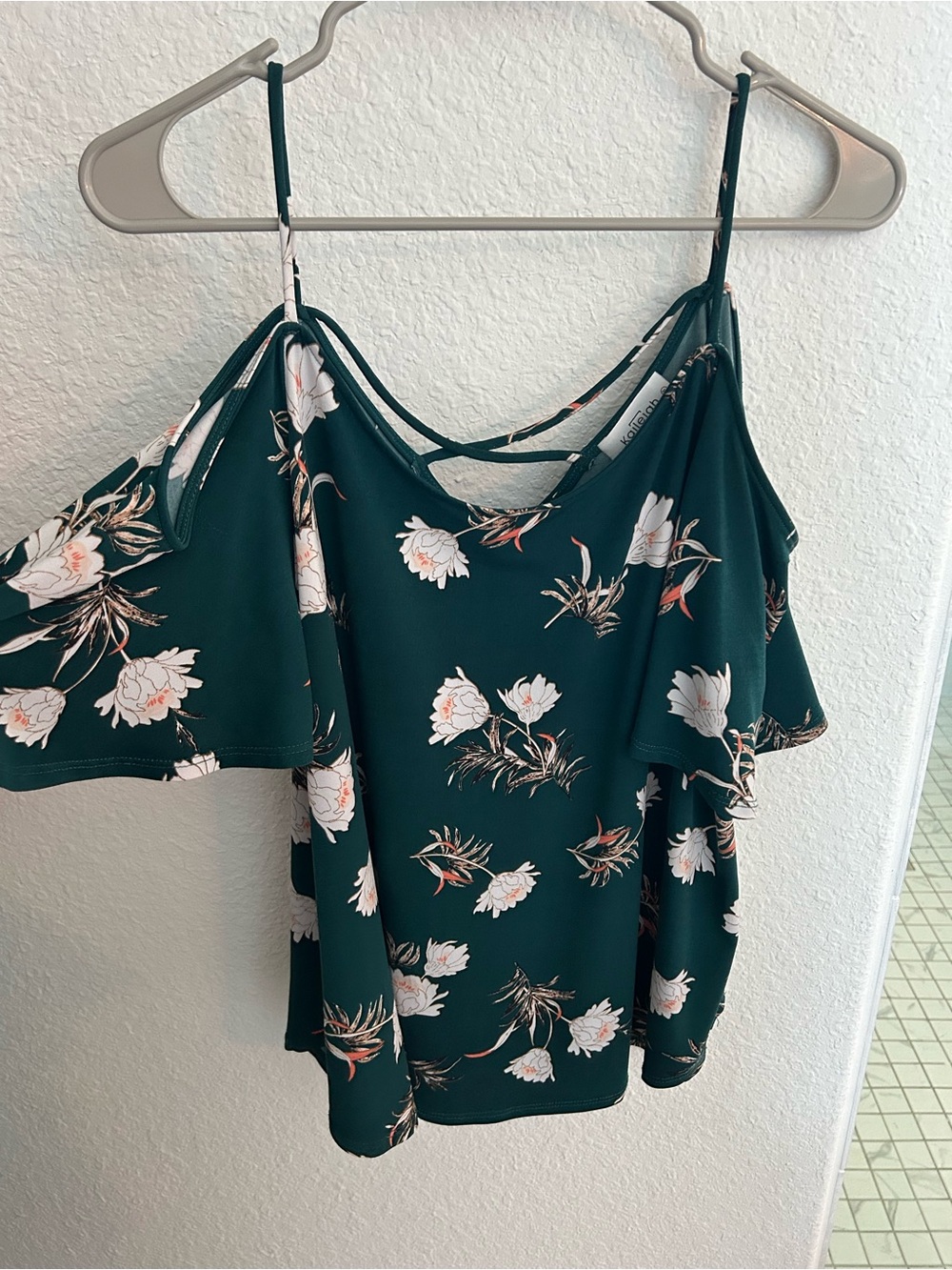 Kaileigh Forest Green Floral Cold-Shoulder Camisole